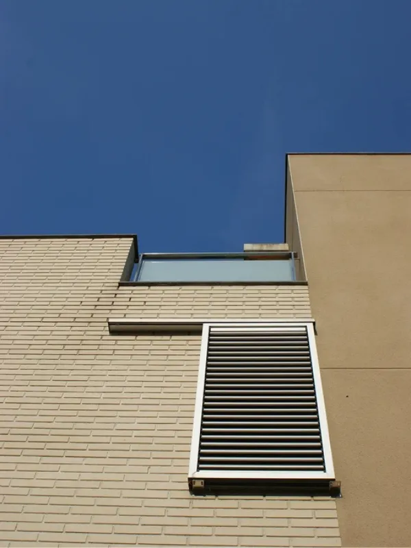 Edifici 12 habitatges a Palamos Edifici 12 habitatges a Palamós, estudi Prat & Simó