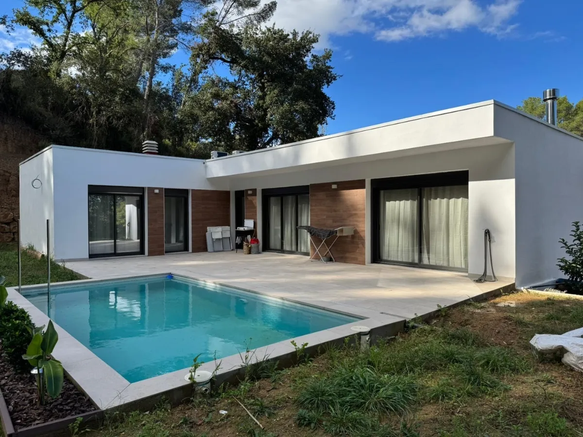 Habitatge unifamiliar a Castellar del Vallès Habitatge unifamiliar a Castellar del Vallès, estudi Prat & Simó