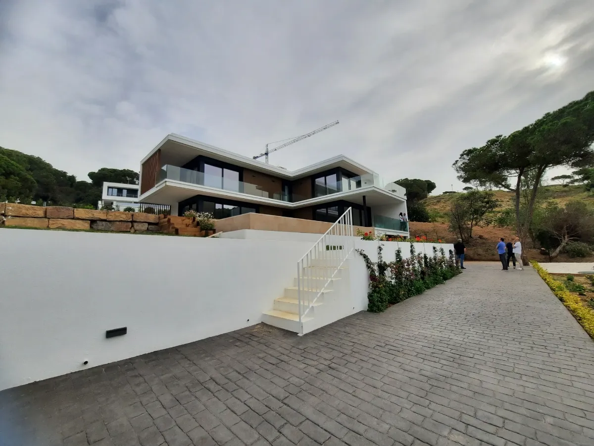 Habitatge unifamiliar a Costa Gallina Sant Andreu de Llavaneres Habitatge unifamiliar a Costa Gallina Sant Andreu de Llavaneres, estudi Prat & Simó