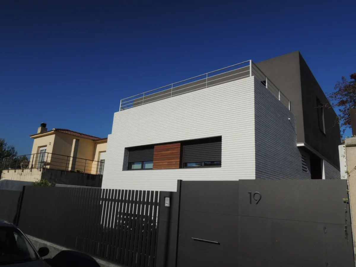 Habitatge unifamiliar a Santa Perpètua Habitatge unifamiliar a Santa Perpètua, estudi Prat & Simó