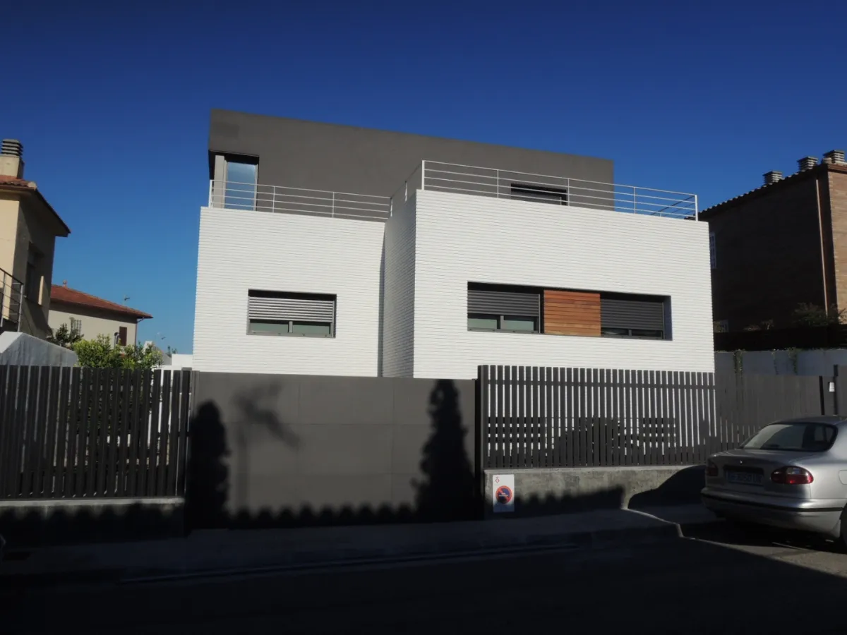 Habitatge unifamiliar a Santa Perpètua Habitatge unifamiliar a Santa Perpètua, estudi Prat & Simó