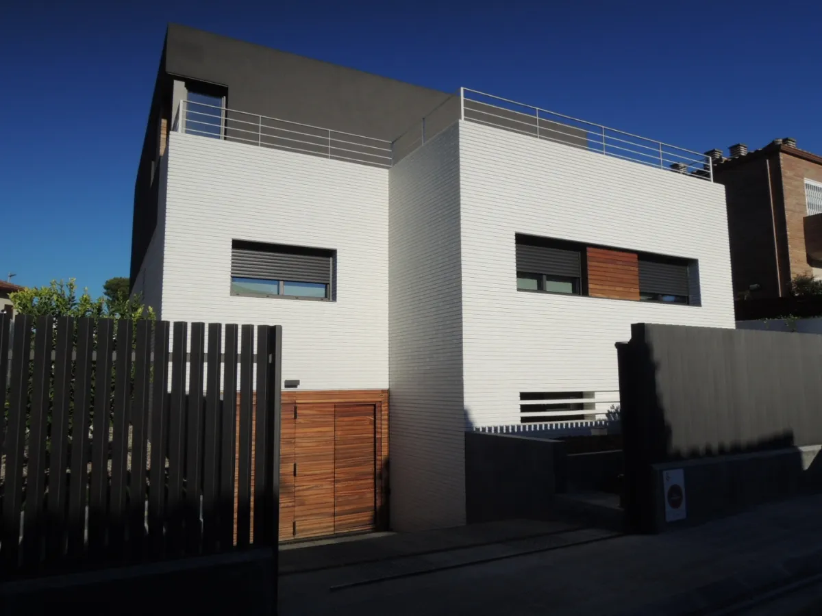 Habitatge unifamiliar a Santa Perpètua Habitatge unifamiliar a Santa Perpètua, estudi Prat & Simó