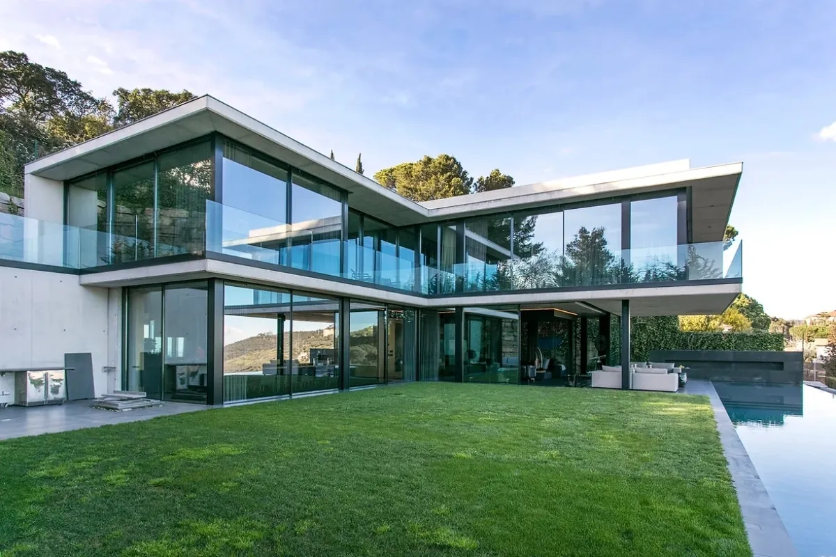 Habitatge unifamiliar a Vallvidrera Habitatge unifamiliar a Vallvidrera, estudi Prat & Simó