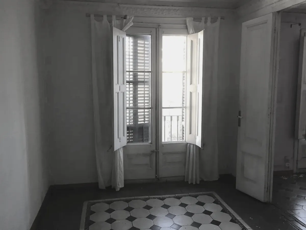 Reforma habitatge Roger de Llúria, estudi Prat & Simó