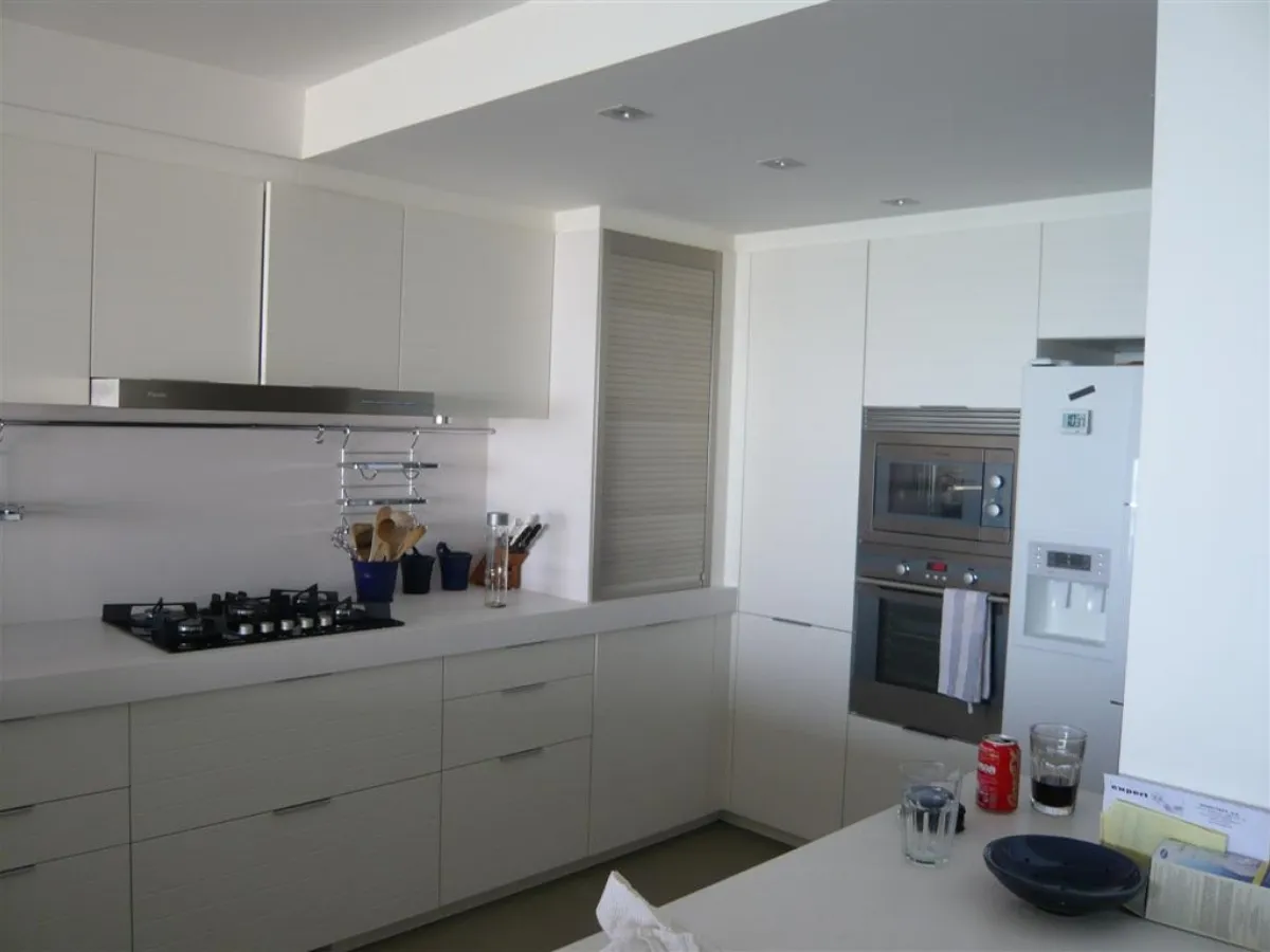 Reforma habitatge Sant Antoni Reforma habitatge Sant Antoni, estudi Prat & Simó